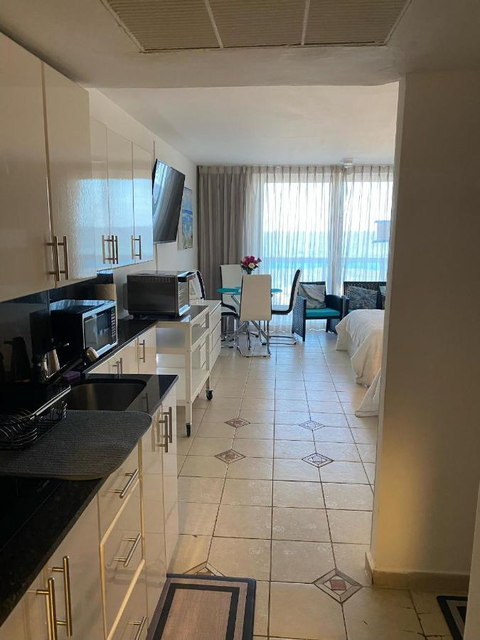 Alojamiento Con Balcon Hacia La Playa 115 Miami Beach Exteriér fotografie